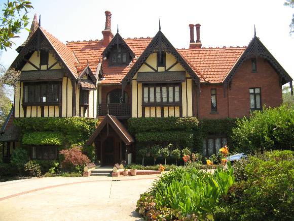 Tay Creggan_Hawthorn_KJ_Feb 09   