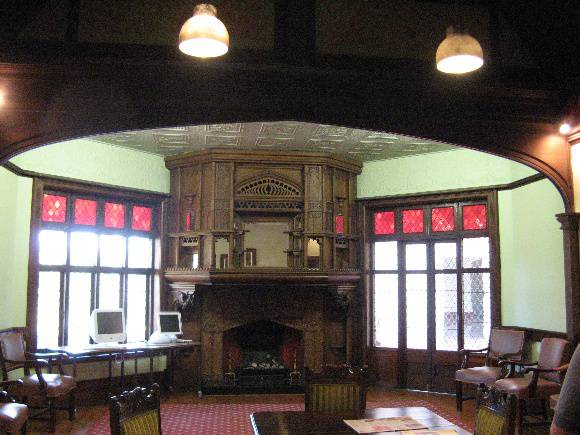 Tay Creggan_Hawthorn_billiard room_KJ_Feb 09 