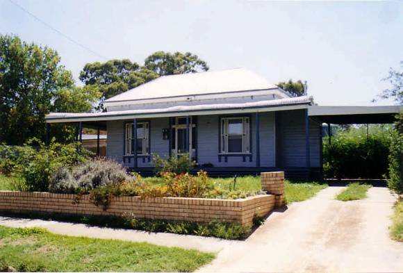 SD 059 - House - 12 Dundas Street, ST ARNAUD
