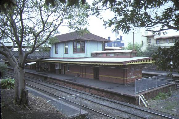 malvern railway station complex station street malvern end view sep1984