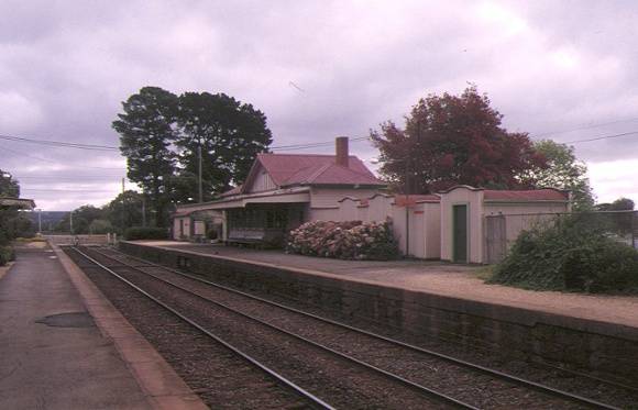 new gisborne railway station compelx station road trackside view apr1995