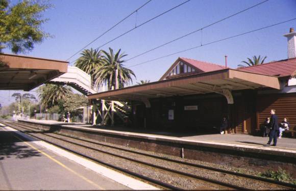 1 ripponlea railway station complex glen eira road ripponlea upside building aug1998