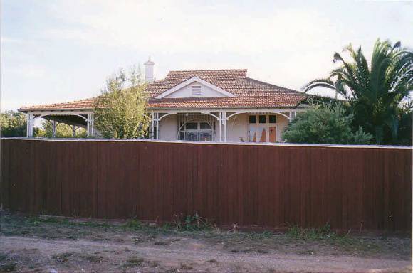  SD 221 - House - 'Waroongah', 35 Queens Avenue, ST ARNAUD