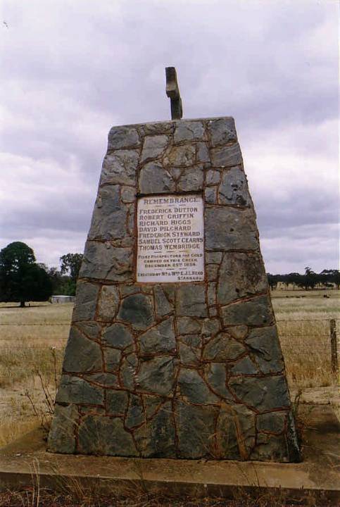  SD 250 - Prospectors Monument, St Arnaud Bendigo Road, ST ARNAUD