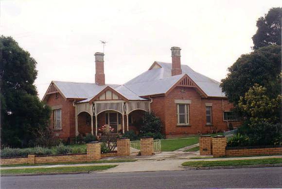SL 279 - Former Presbyterian Manse, 9 Scallan Street, STAWELL