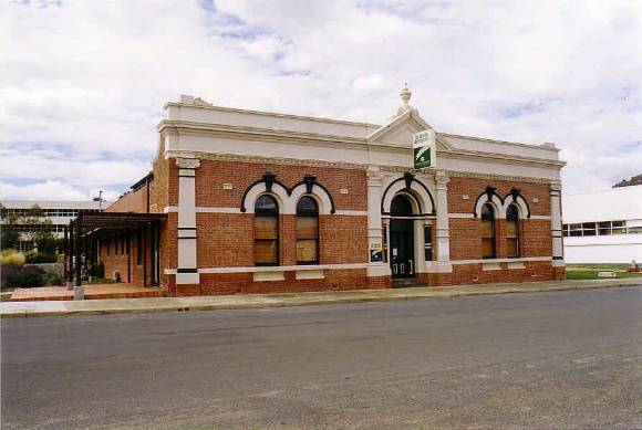 SL 333 - Jacaranda Restaurant at Stawell Technical School (former School of Mines)