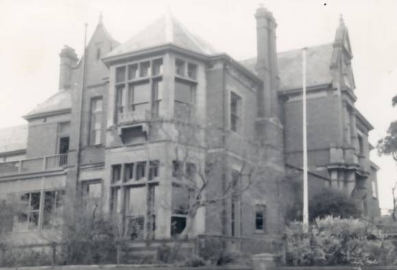 B1337 Mooroolbeek, Kew