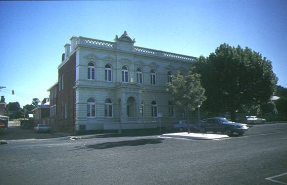 former school of mines lyttleton street castlemaine street view