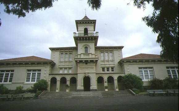 1 matthew flinders school number 8022 geelong front elevation