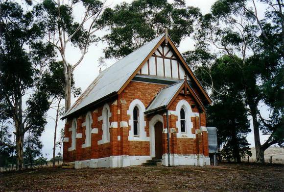 SM 05 - Stuart Mill Uniting Church, Church Road, STUART MILL