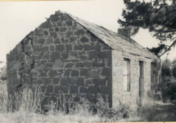 B1789 Bluestone Cottage