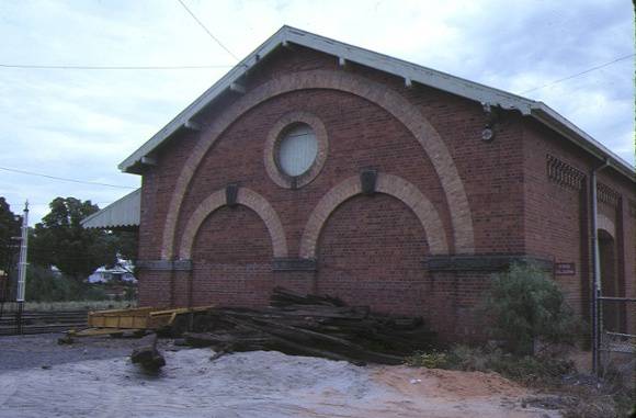 castlemaine railway station complex kennedy street castlemaine railshed end view