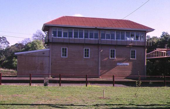 castlemaine railway station complex kennedy street castlemaine signal box