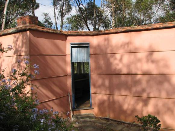 WALLER HOUSE STUDIO