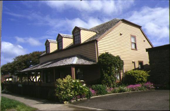 1 former steampacker hotel front view