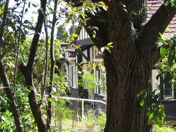 DESBROWE ANNEAR HOUSE SOHE 2008