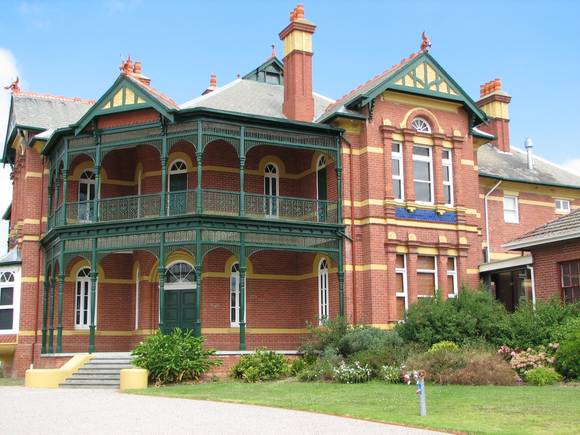 BUNDOORA PARK HOMESTEAD SOHE 2008