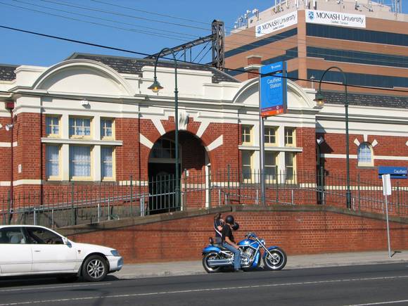 CAULFIELD RAILWAY STATION COMPLEX SOHE 2008