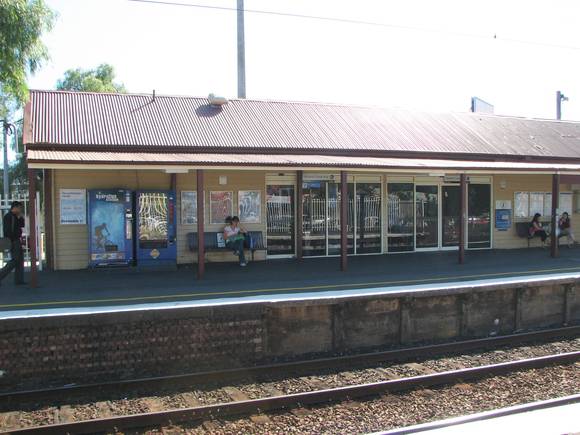CLAYTON RAILWAY STATION SOHE 2008