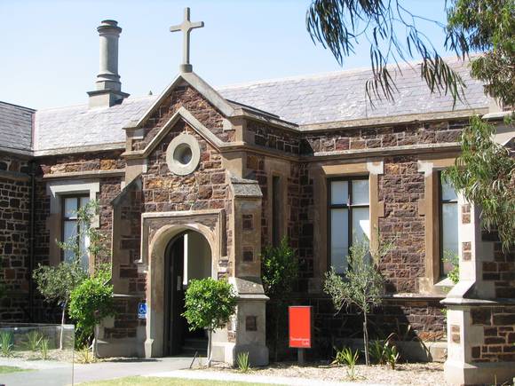 ST ANDREWS SCHOOL HOUSE SOHE 2008