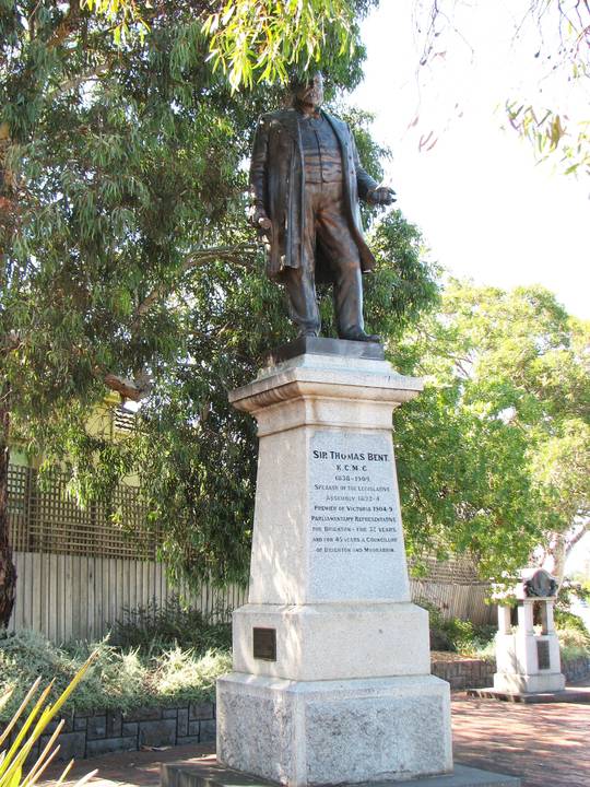 SIR THOMAS BENT STATUE SOHE 2008