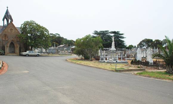 BENDIGO CEMETERY SOHE 2008