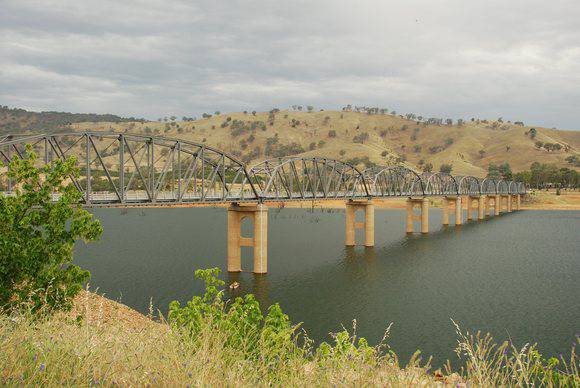 BETHANGA BRIDGE SOHE 2008