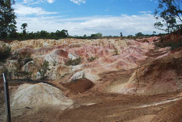 PINK CLIFFS HYDRAULIC GOLD SLUICING SITE SOHE 2008
