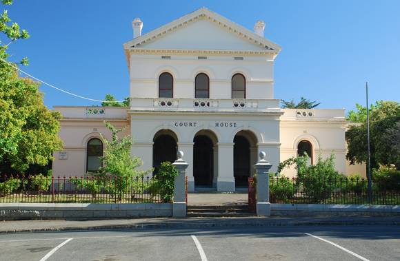 COURT HOUSE SOHE 2008