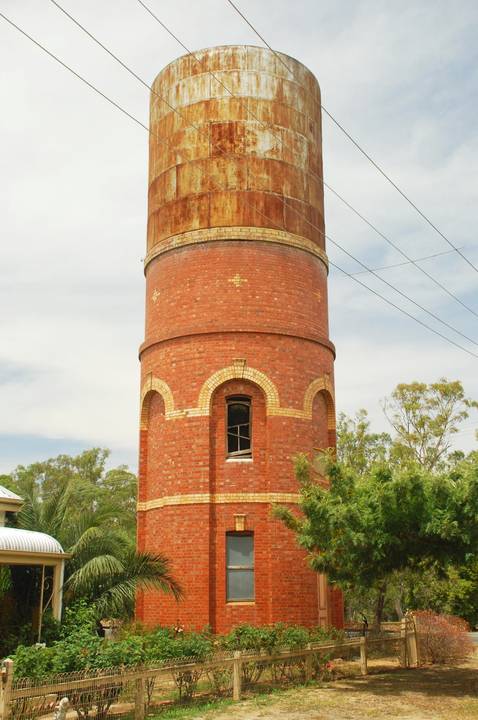 FORMER ELMORE WATER TOWER SOHE 2008