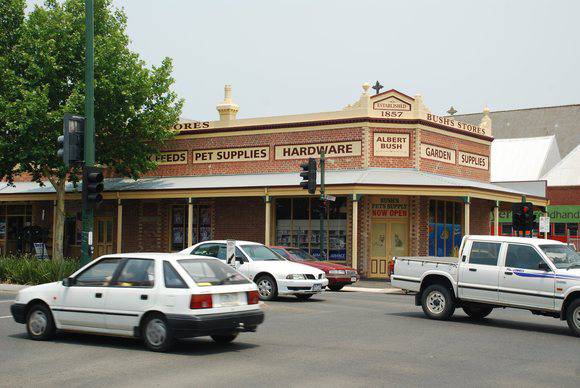 FORMER BUSH'S STORE SOHE 2008