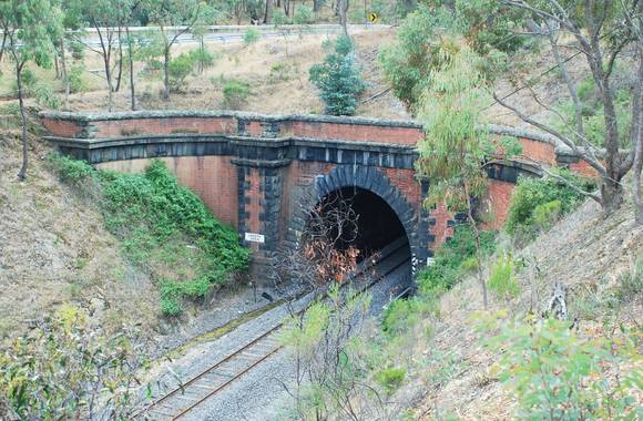 ELPHINSTONE RAILWAY PRECINCT SOHE 2008