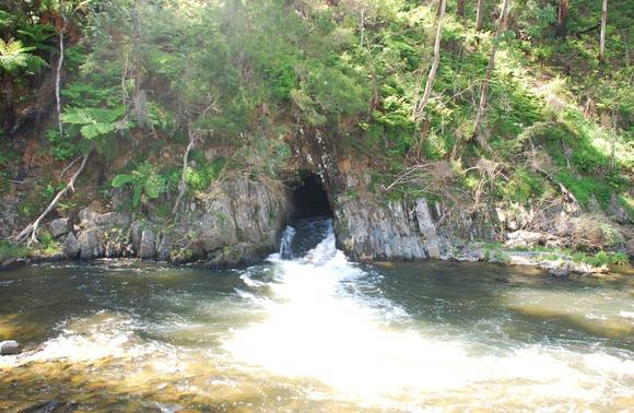 THOMSON RIVER DIVERSION TUNNEL SOHE 2008