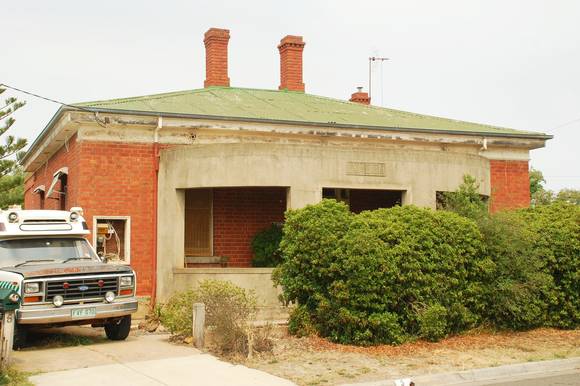 FORMER KAHLAND WINERY & CELLARS SOHE 2008