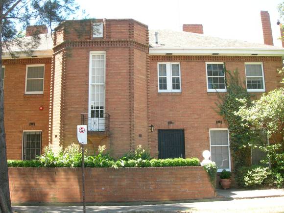 VICE CHANCELLOR'S HOUSE SOHE 2008