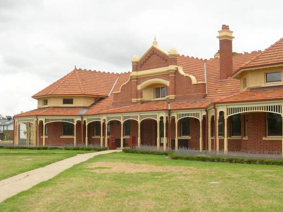 FORMER ROYAL PARK PSYCHIATRIC HOSPITAL SOHE 2008