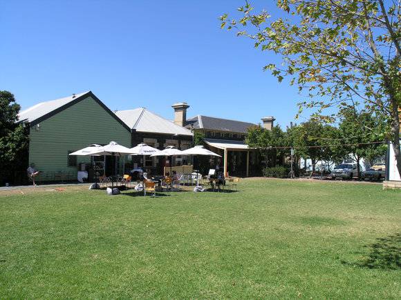 HENDERSON HOUSE SOHE 2008