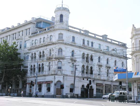GEORGE HOTEL SOHE 2008