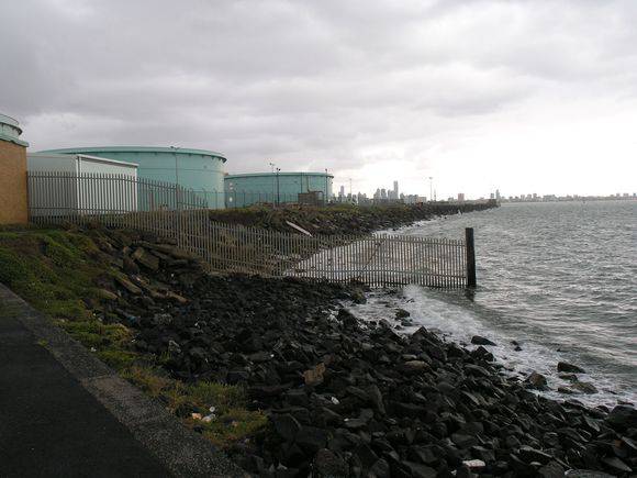 GELLIBRAND PIER AND BREAKWATER PIER SOHE 2008