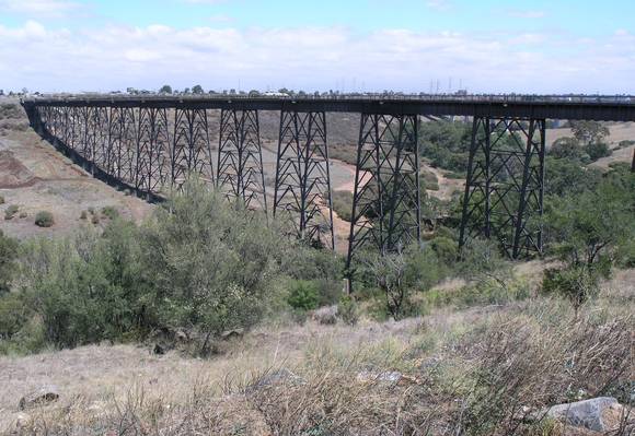 RAIL BRIDGE (ALBION VIADUCT) SOHE 2008