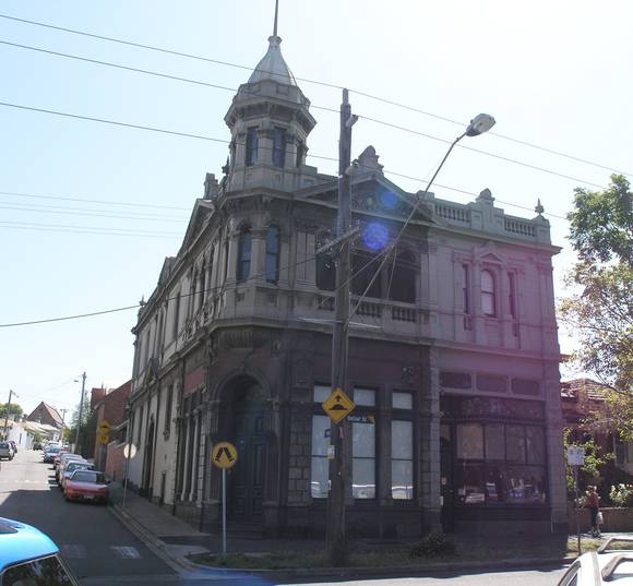 FORMER KENSINGTON PROPERTY EXCHANGE, OFFICE, SHOP AND RESIDENCES SOHE 2008