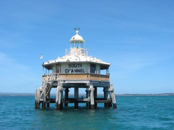 SOUTH CHANNEL PILE LIGHT SOHE 2008