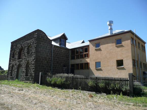 FORMER COBB & CO STAGING STABLES SOHE 2008