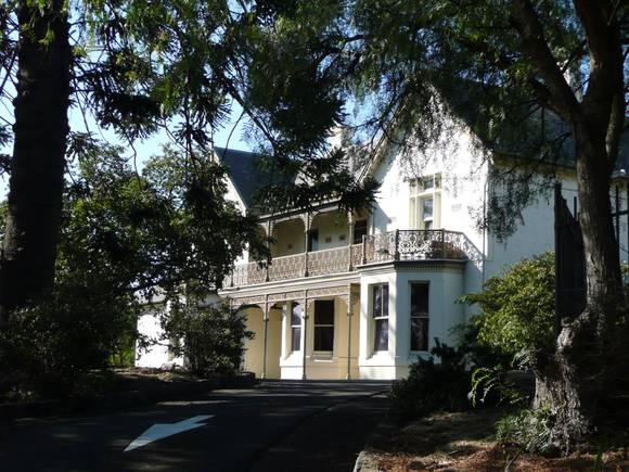 KARDINIA HOUSE SOHE 2008