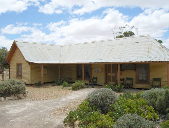 LAKE CORRONG HOMESTEAD SOHE 2008
