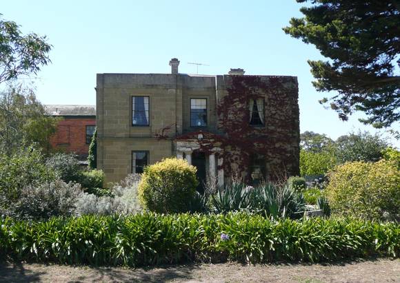 LUNAN HOUSE SOHE 2008