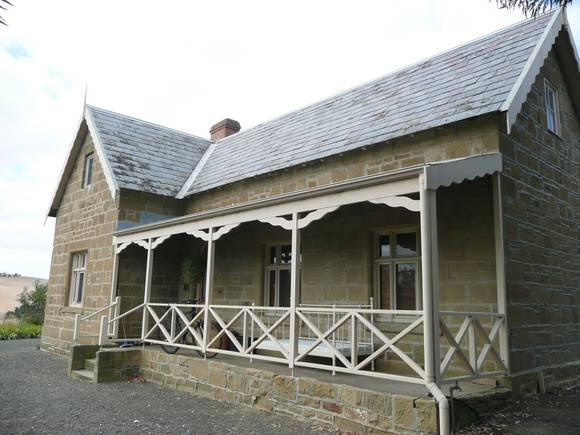 HOLY TRINITY ANGLICAN CHURCH AND VICARAGE SOHE 2008