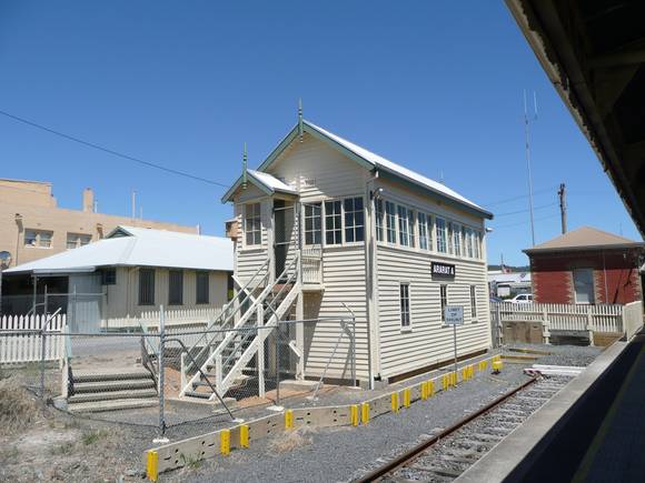 SIGNAL BOX A AND SIGNAL POSTS SOHE 2008