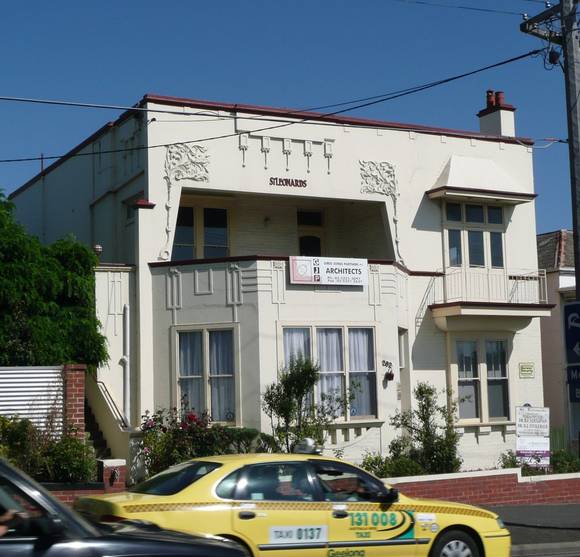 ST LEONARDS SOHE 2008