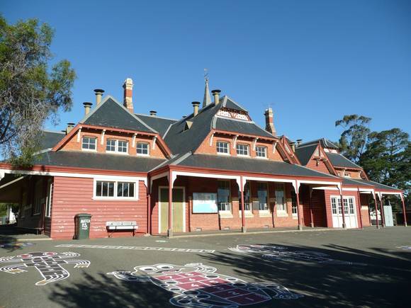 PRIMARY SCHOOL NO. 4 SOHE 2008